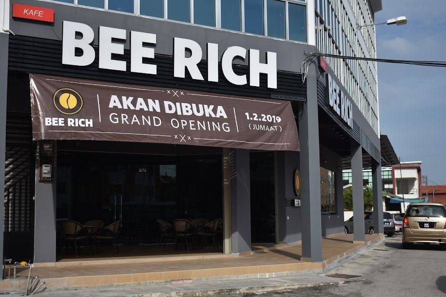 Bee Rich Cafe 1 bee rich cafe