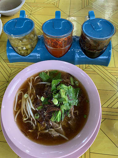 Warung Anak Dara tepi pantai