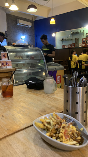 Labu Labi Restaurant & Cafe