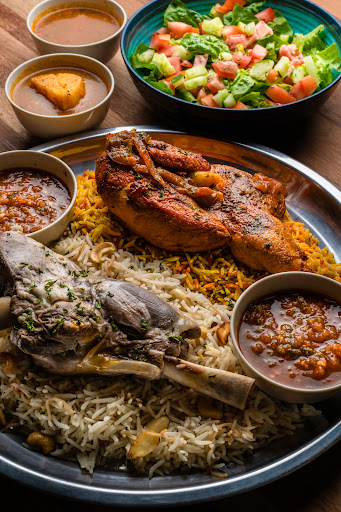 ISKENDER Premium @ Tanjung Bungah Park مطبخ إسكندر