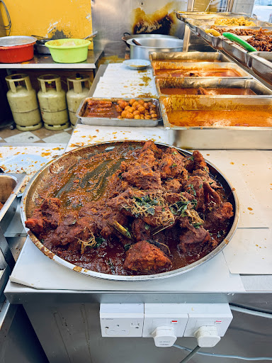 Nasi Kandar Ayam Bawang Rashid