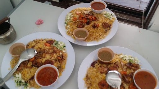 RESTORAN HADRAMAWT TOWERS RESTORAN HADRAMAWT TOWERS