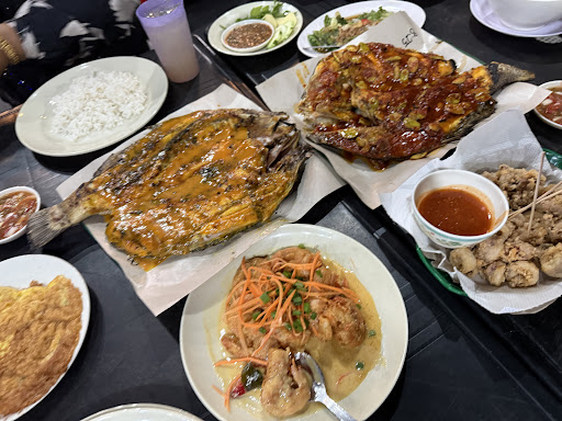 SABUT IKAN BAKAR SABUT IKAN BAKAR