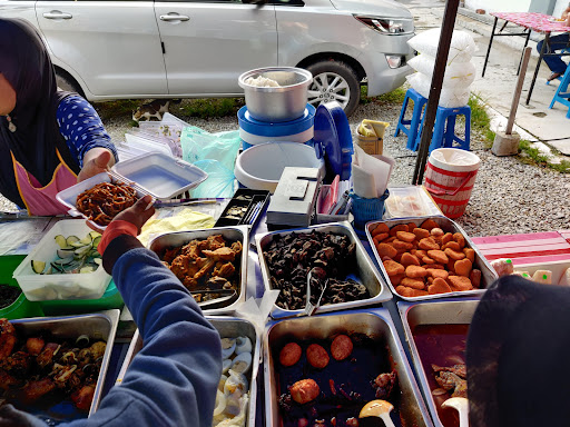 Cenang Beach Food Truck Area