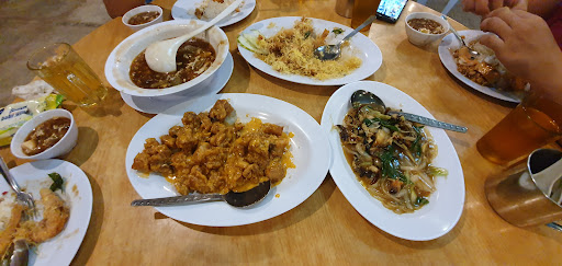 Kampung Kelapa Restaurant, Kudat, Sabah.