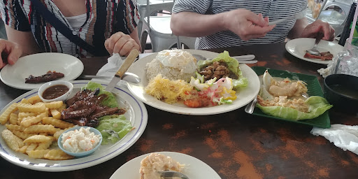 Restoran Seri Keningau, Putatan, Sabah.