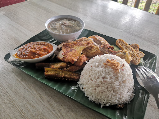 Yuna Cafe & Catering Yuna Cafe & Catering