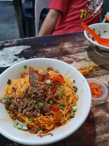 153 Kolo Mee