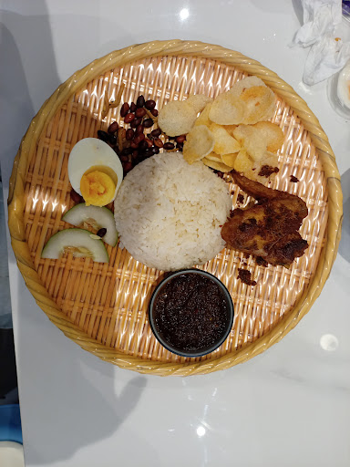 Makan Makan Restaurant