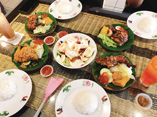 Restoran Ayam Penyet Ria Restoran Ayam Penyet Ria