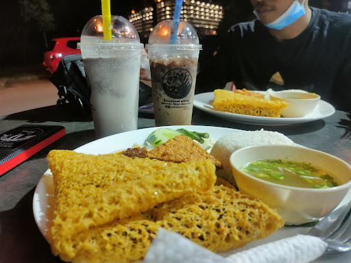 Bulldozer cafe Bulldozer cafe