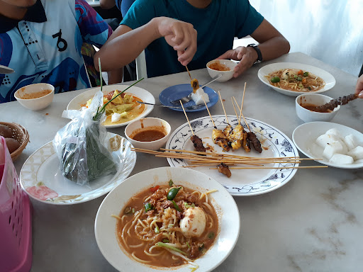 R&H Cafe Satay Maharani