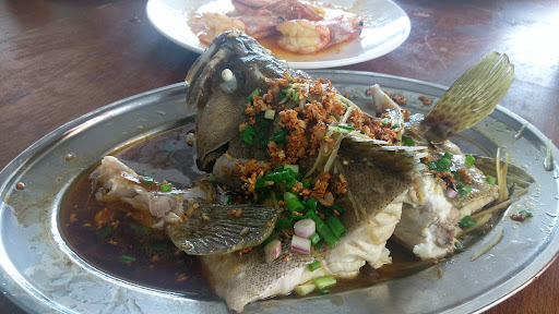 88 Lucky Seafood Restaurant