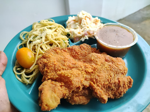 Liyana Love's Kitchen Express (Muar)
