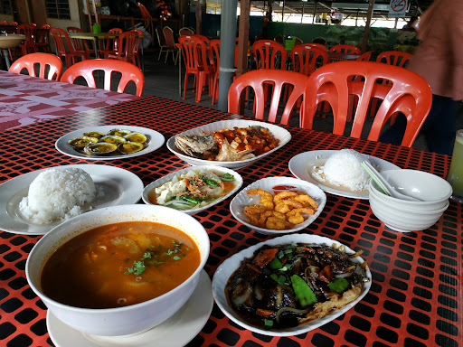 Restoran Terapung Seafood Bujang Firefly Restoran Terapung Seafood Bujang Firefly