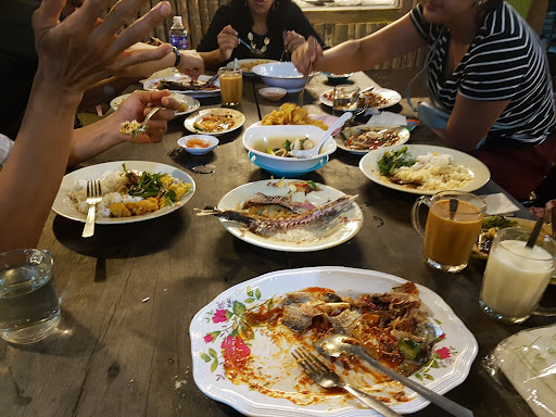 Brother Joe Ikan Bakar & Seafood