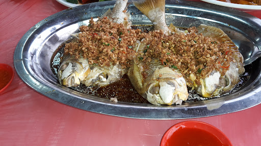 Zu Qiu Seafood Corner Restaurant, Pontian, Johore. Zu Qiu Seafood Corner Restaurant, Pontian, Johore.