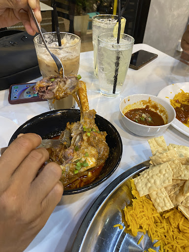 RESTORAN NASI BERIANI BULUH PONTIAN RESTORAN NASI BERIANI BULUH PONTIAN