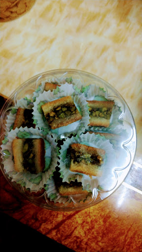Kurma Ajwa & Makan Arab Osama