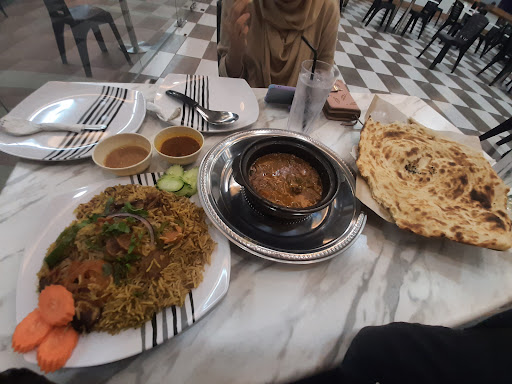 Hadramout Tower Restaurant/مطعم برج حضرموت Hadramout Tower Restaurant/مطعم برج حضرموت