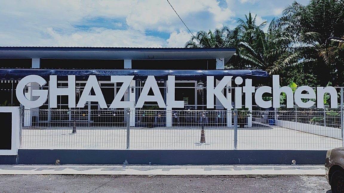 ghazal kitchen