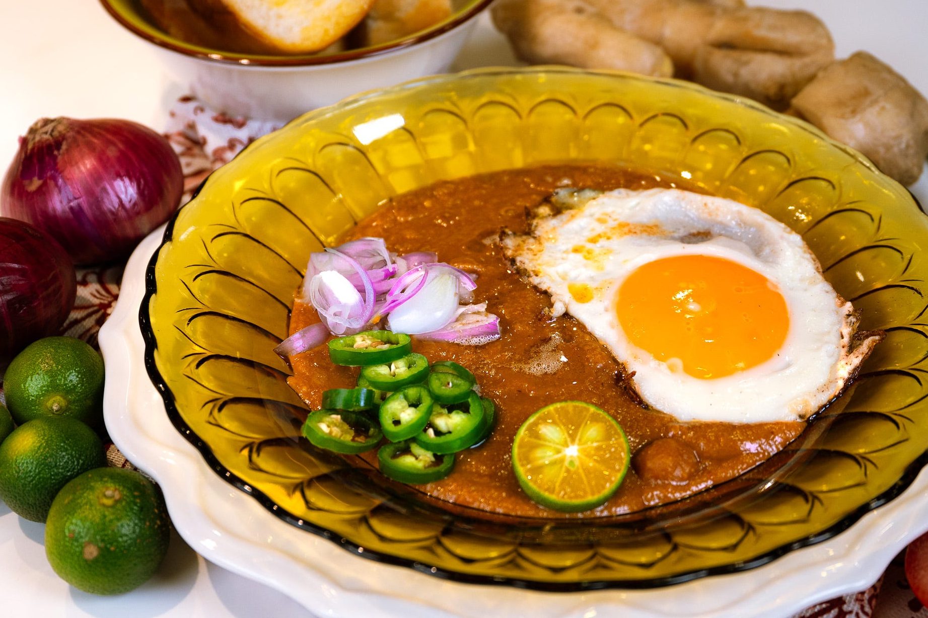 kacang pol pak usu batu gajah at hot plate dcorner