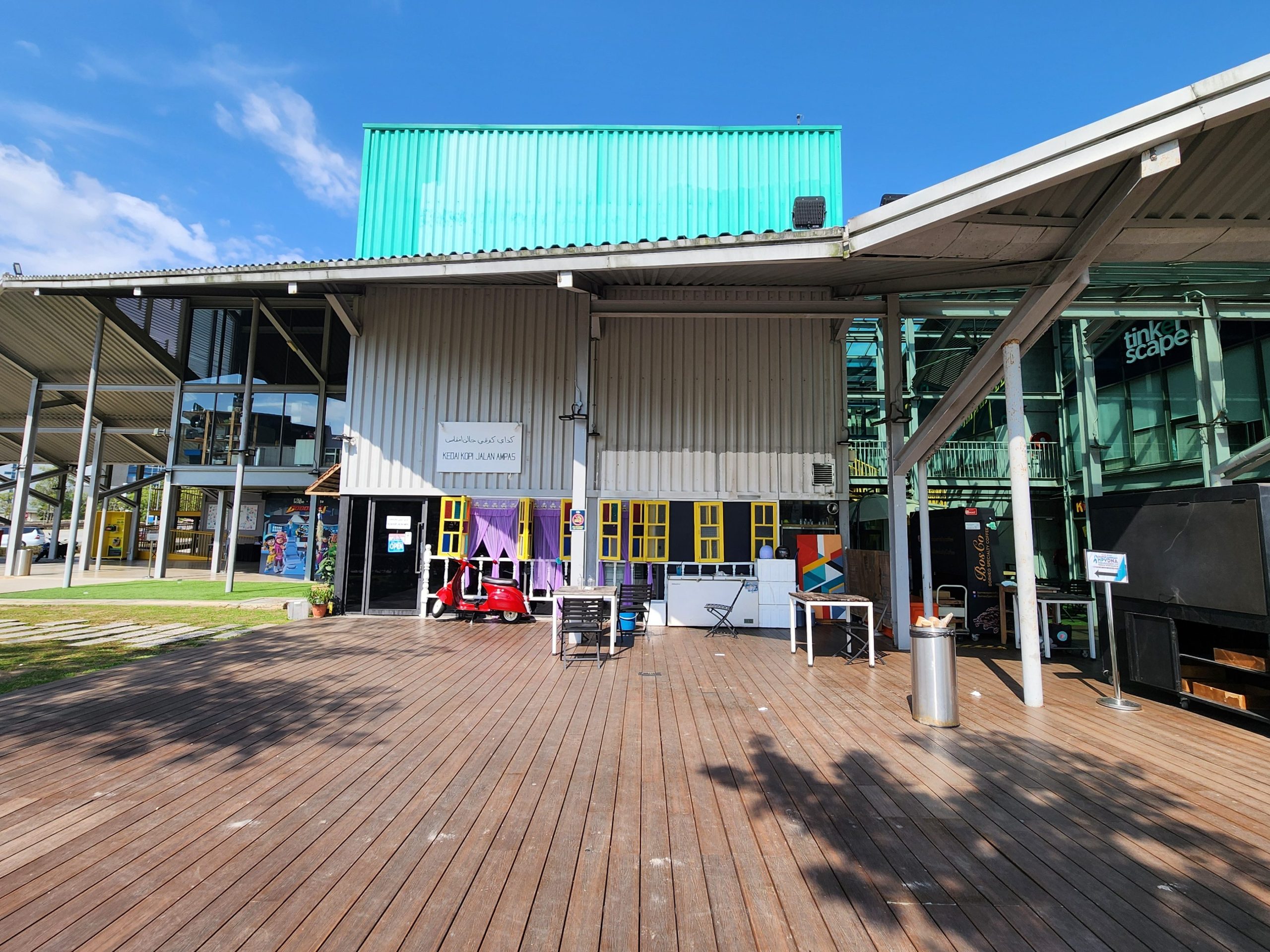 kedai kopi pun sim scaled