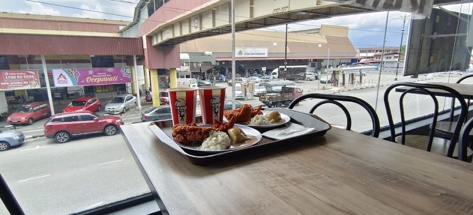 KFC Muar 2 1 kfc muar 2
