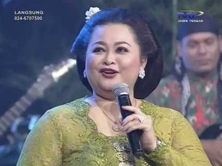 Nurhana 1 nurhana
