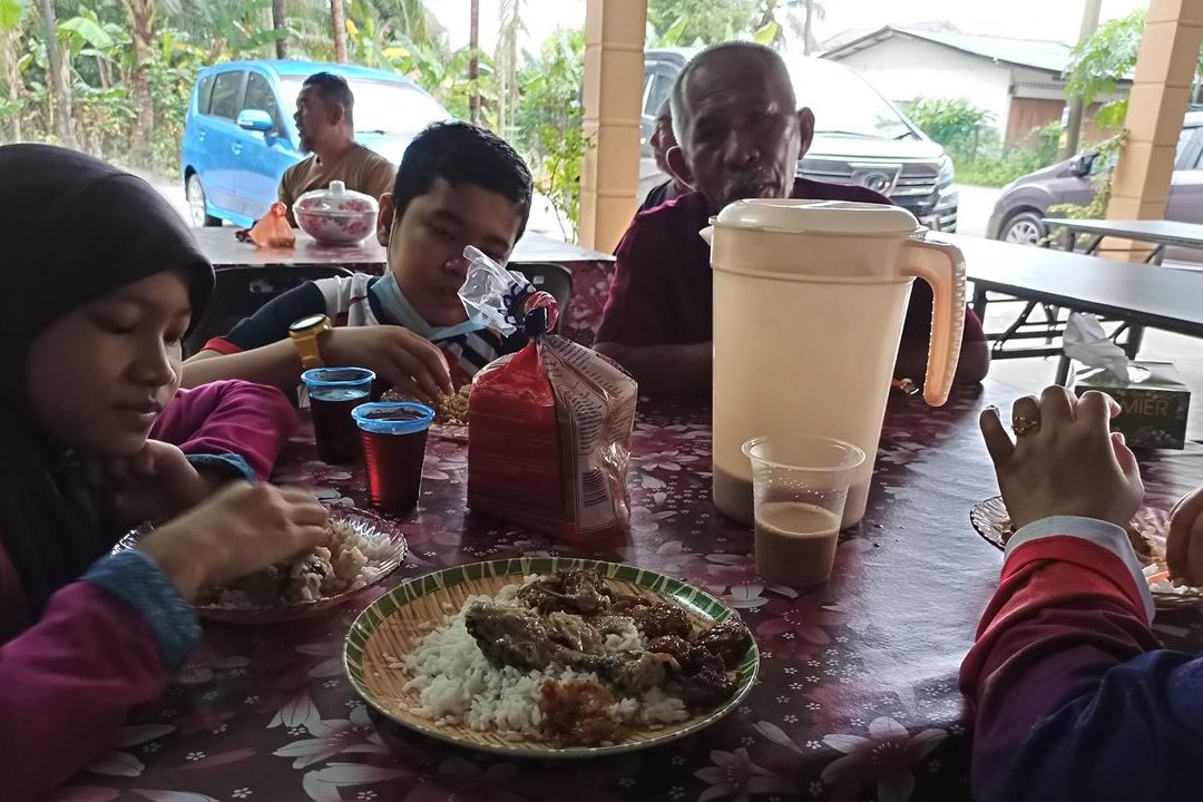 Warung Haji Mahat 1 warung haji mahat